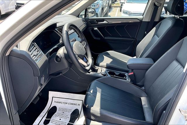 2023 Volkswagen Tiguan SE - Photo 8