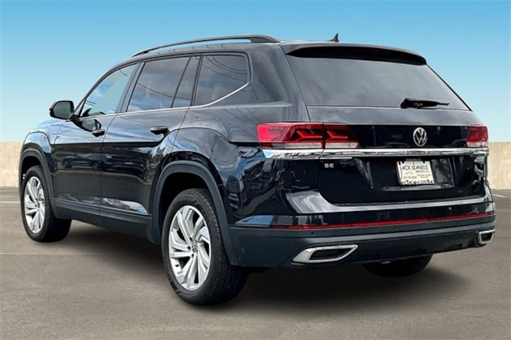 Used 2023 Volkswagen Atlas 2.0T SE w/Technology SUV
