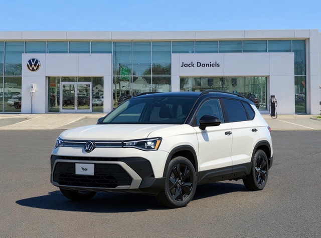 2026 Volkswagen Taos 1.5T SE Black 4Motion's photo