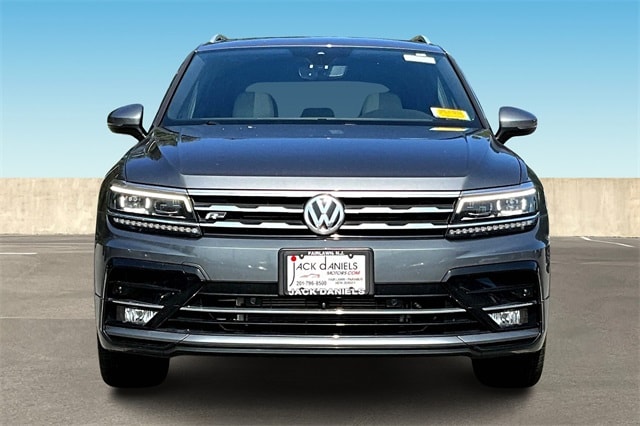 Used 2020 Volkswagen Tiguan SEL Premium R-Line with VIN 3VV4B7AX0LM068768 for sale in Paramus, NJ