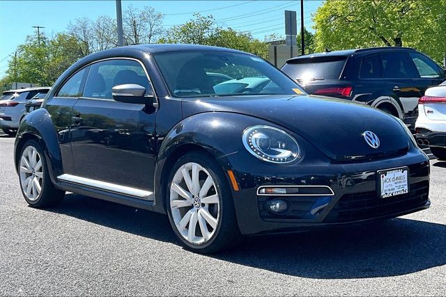 Used 2014 Volkswagen Beetle 1.8 with VIN 3VWJ17AT8EM653292 for sale in Paramus, NJ