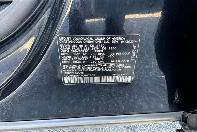 2023 Volkswagen Atlas SE w/Tech - Photo 32