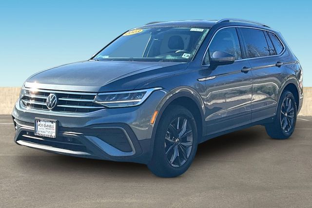 2023 Volkswagen Tiguan SE