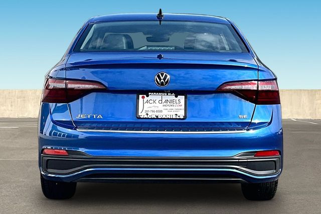 2023 Volkswagen Jetta SE - Photo 6