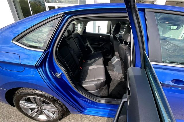 2023 Volkswagen Jetta SE - Photo 23