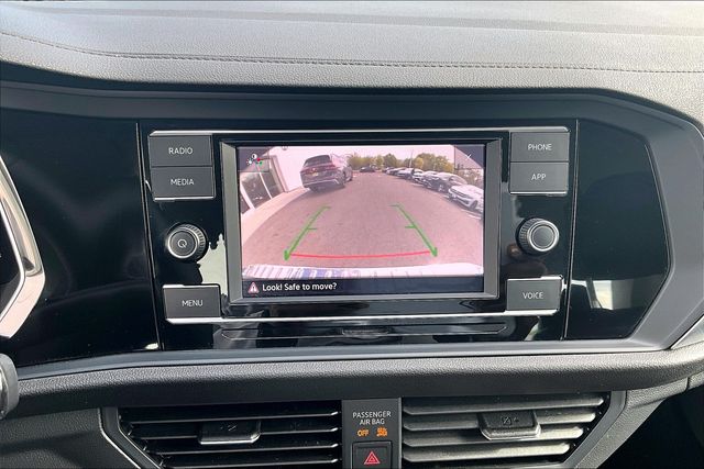 2023 Volkswagen Jetta SE - Photo 15