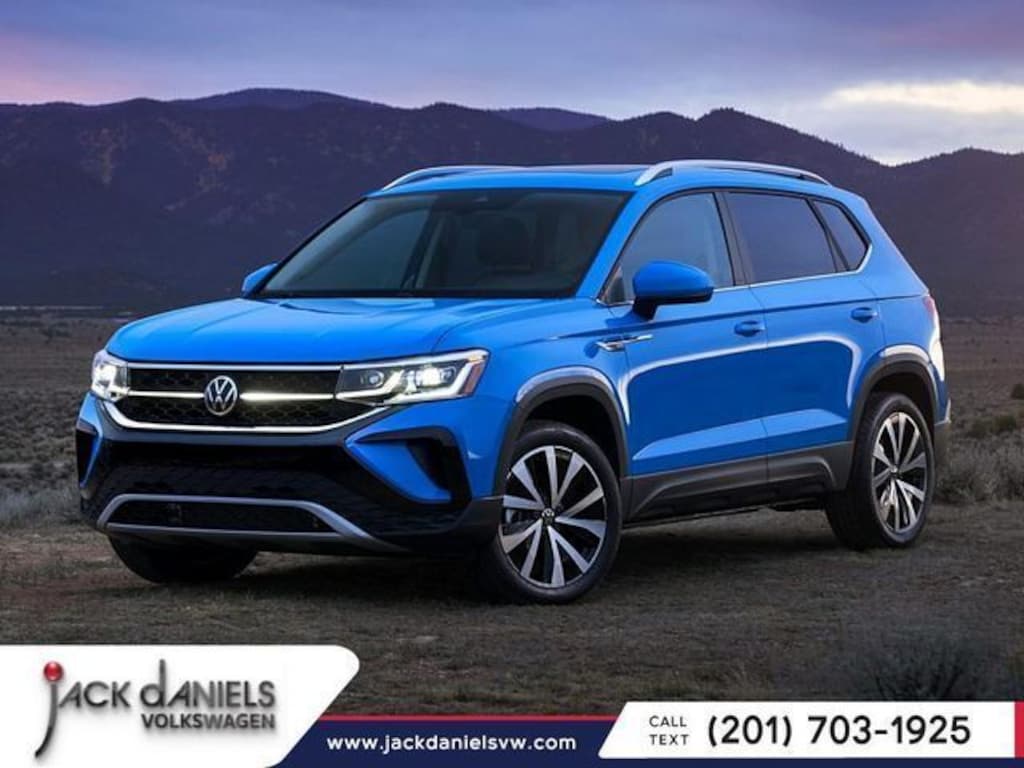 New 2024 Volkswagen Taos 1.5T SEL SUV