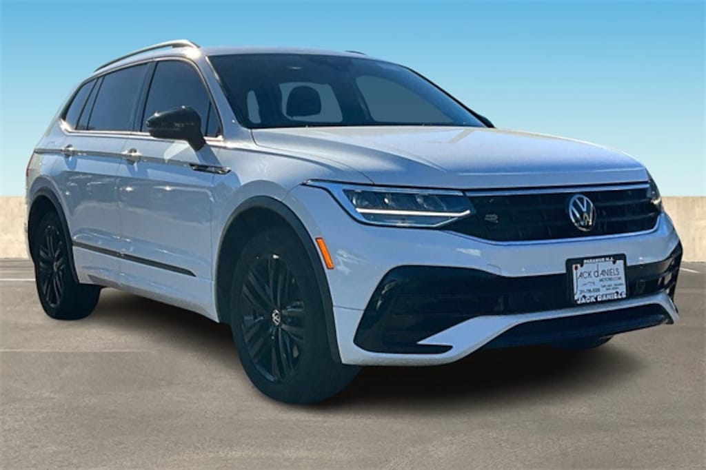 Used 2022 Volkswagen Tiguan 2.0T SE R-Line Black SUV