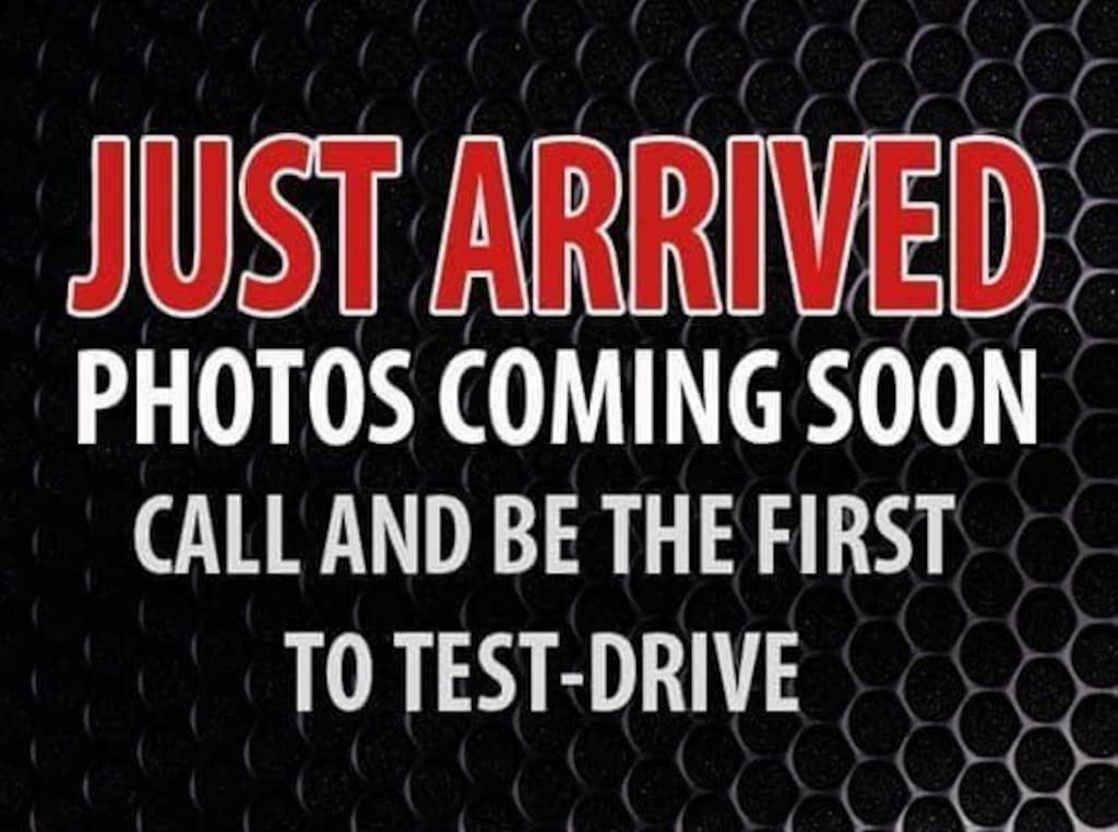 New 2024 Volkswagen Taos 1.5T SE Black SUV