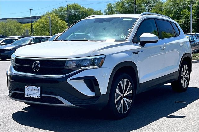 2024 Volkswagen Taos SE