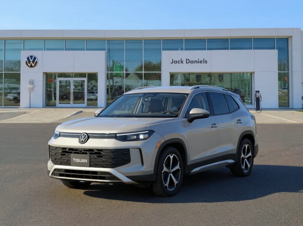 New 2026 Volkswagen Tiguan 2.0T SE SUV