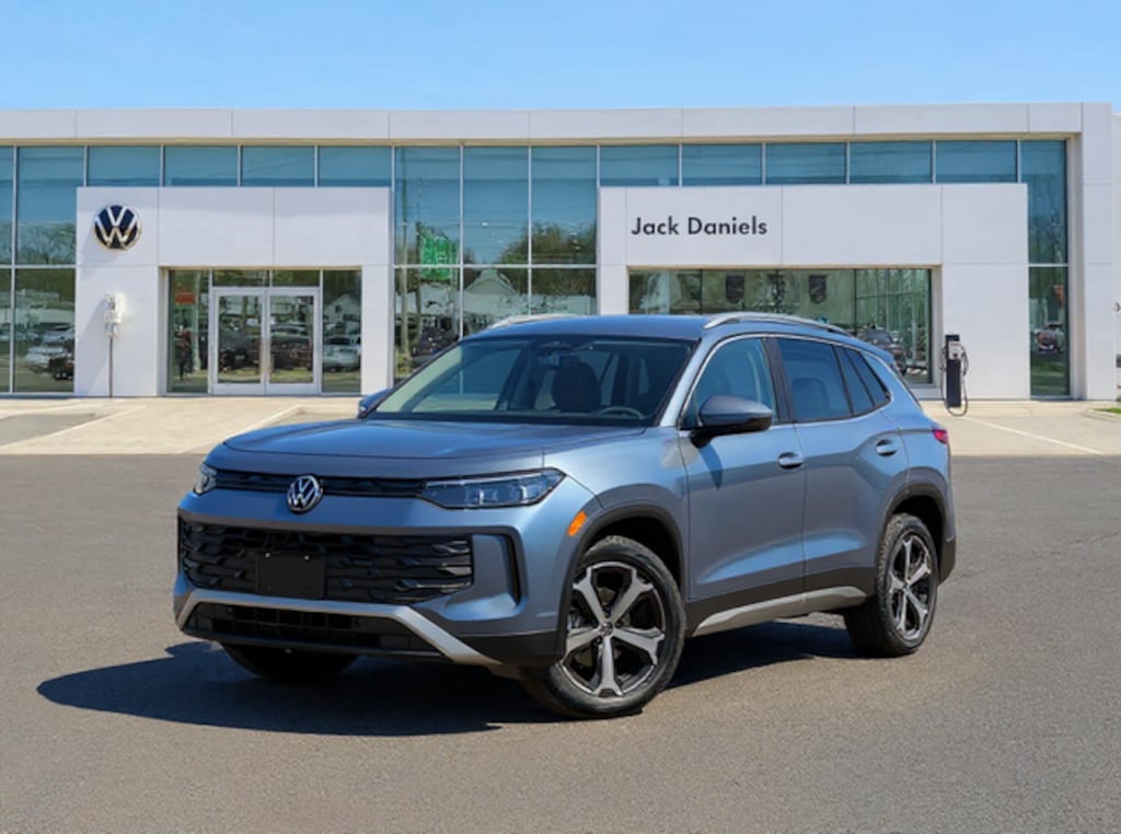 New 2026 Volkswagen Tiguan 2.0T SE SUV
