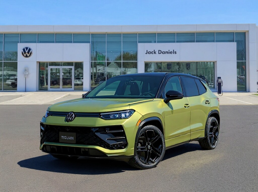 New 2026 Volkswagen Tiguan 2.0T SE R-Line Black SUV