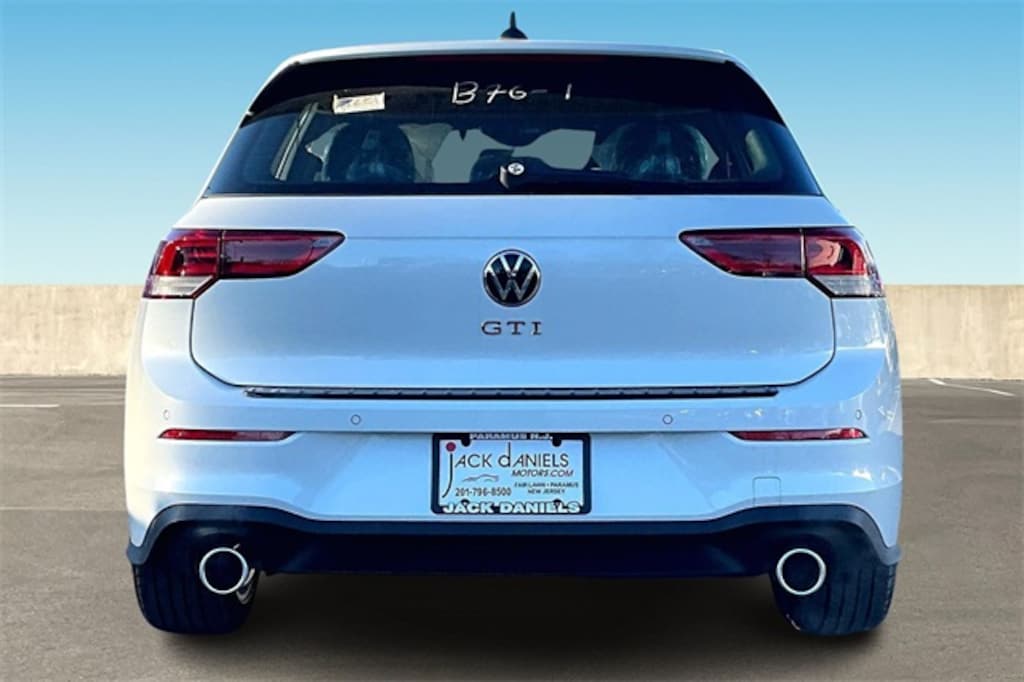 New 2025 Volkswagen Golf GTI 2.0T SE Hatchback