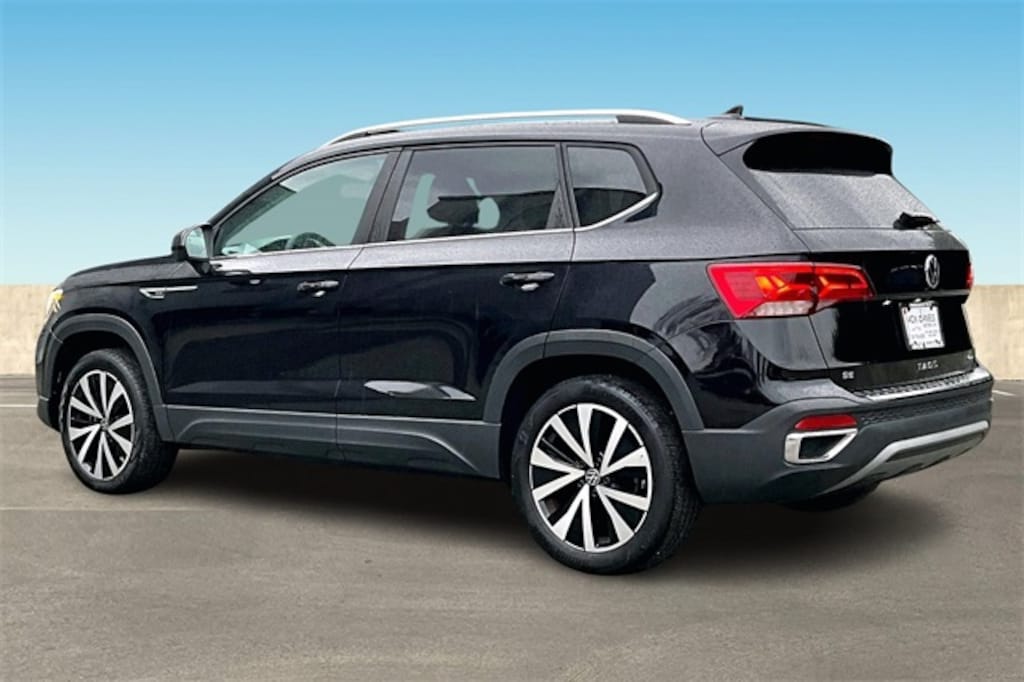Used 2022 Volkswagen Taos 1.5T SE 4MOTION SUV