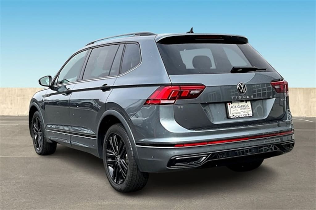 Used 2022 Volkswagen Tiguan 2.0T SE R-Line Black SUV