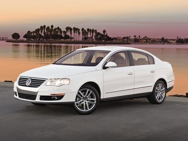 2010 Volkswagen Passat Komfort 6AT PZEV's photo
