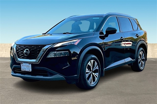 2021 Nissan Rogue SV's photo