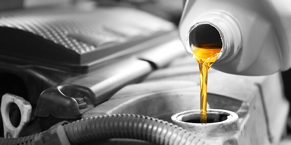 How Much Is A Diesel Oil Change : Most car engines, in addition to diesel engines, carry recommendations of an oil change every 7,500 miles or at a minimum of every year.