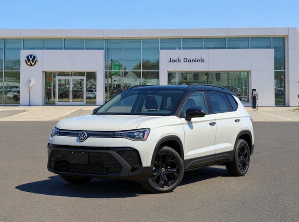 New 2026 Volkswagen Taos 1.5T SE Black SUV