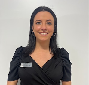 Staff member Allissa Estevez from ID_3d4a8dc746ad