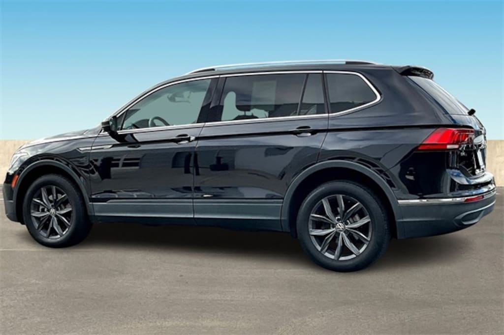 Used 2022 Volkswagen Tiguan 2.0T SE SUV