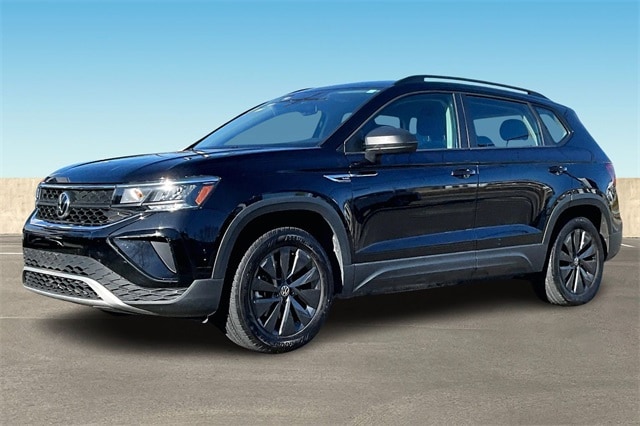 2022 Volkswagen Taos S's photo