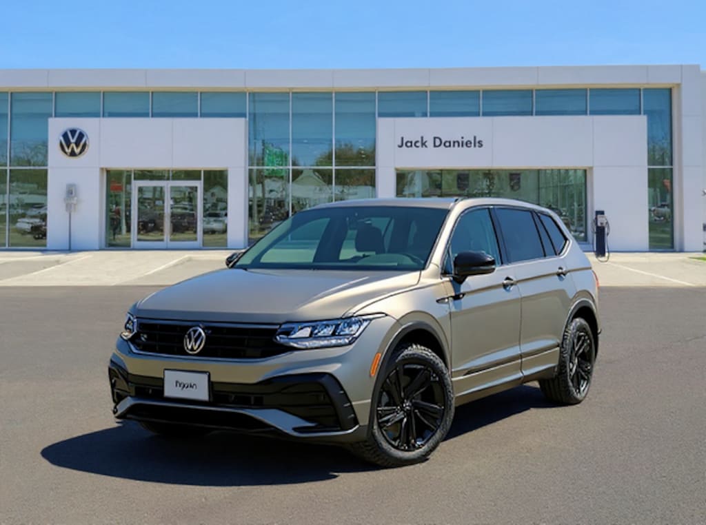 New 2024 Volkswagen Tiguan 2.0T SE R-Line Black SUV