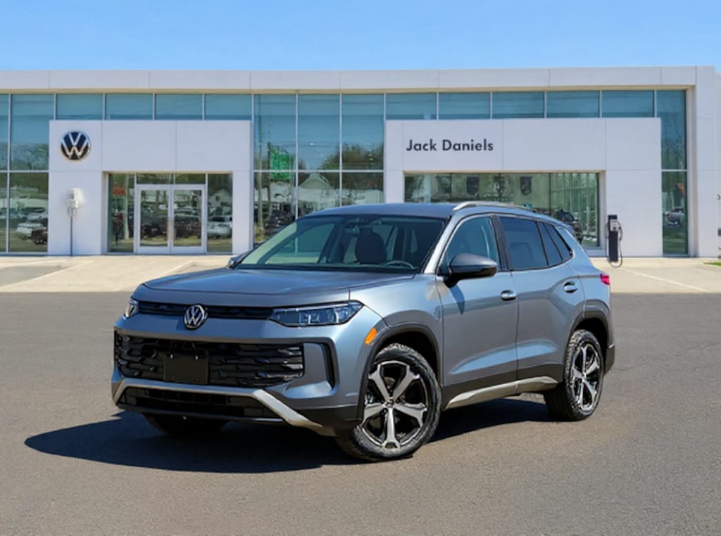 New 2026 Volkswagen Tiguan 2.0T SE SUV