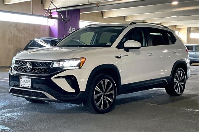 2023 Volkswagen Taos SE