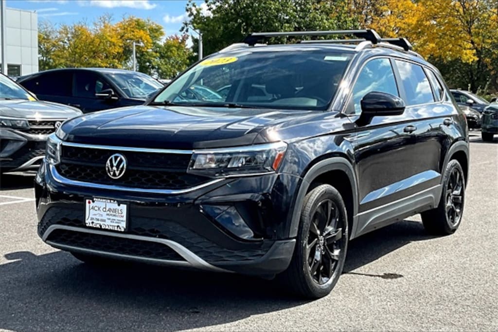 Used 2022 Volkswagen Taos 1.5T SE 4MOTION SUV