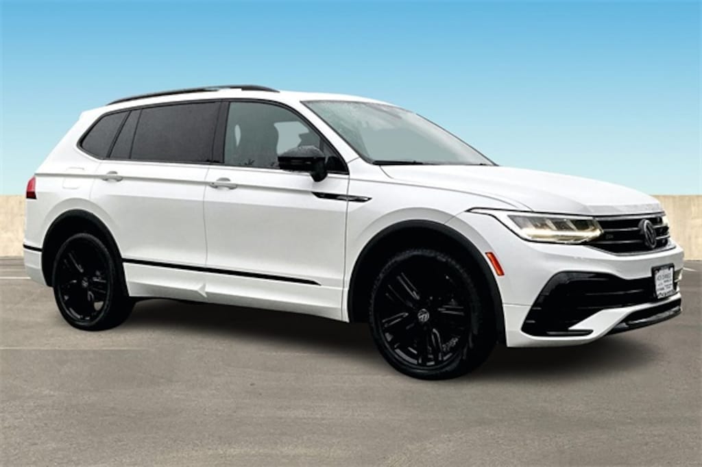 Used 2022 Volkswagen Tiguan 2.0T SE R-Line Black SUV