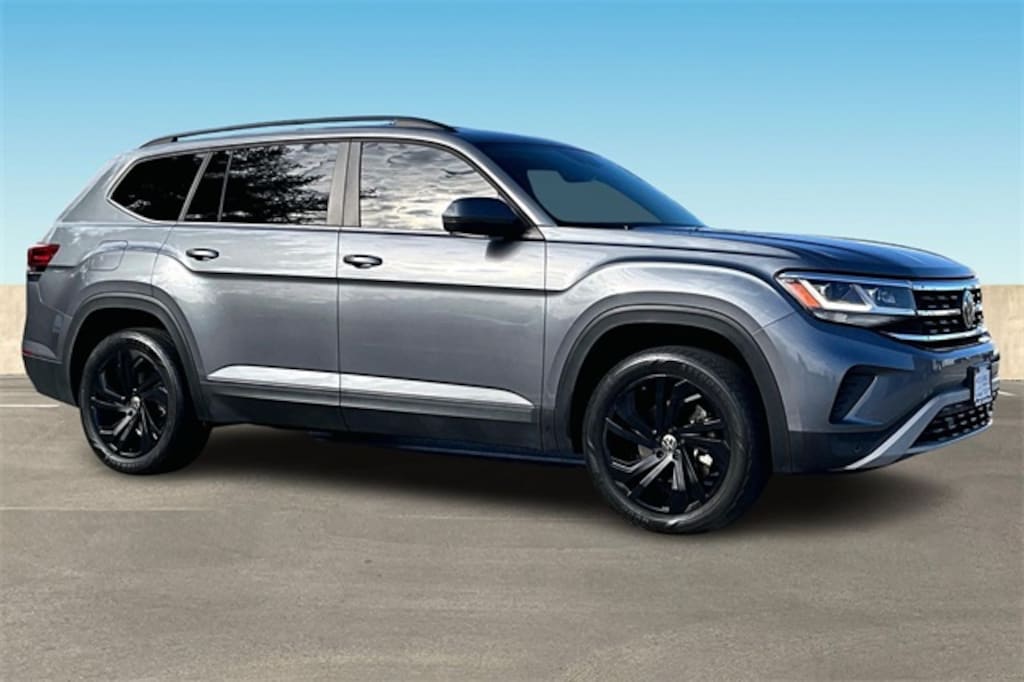 Used 2022 Volkswagen Atlas 2.0T SE w/Technology SUV