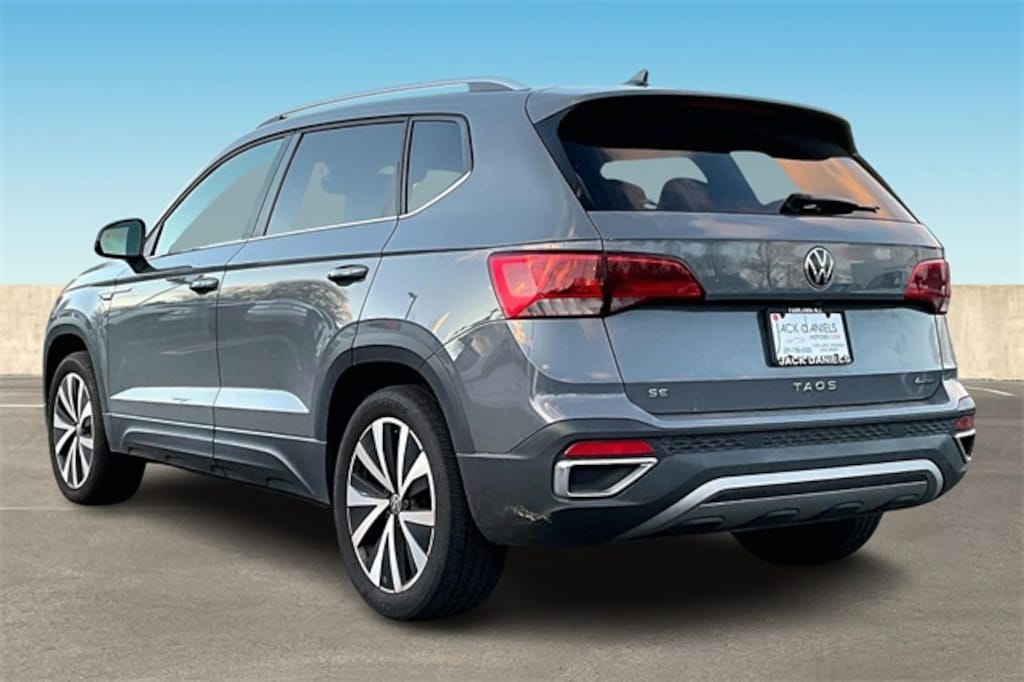 Used 2023 Volkswagen Taos 1.5T SE SUV