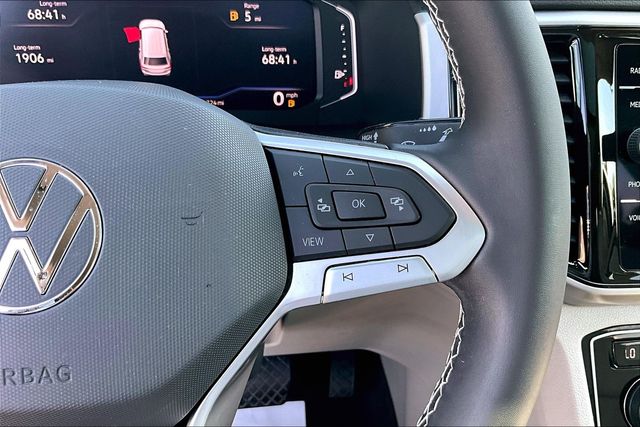 2023 Volkswagen Atlas SE w/Tech - Photo 14
