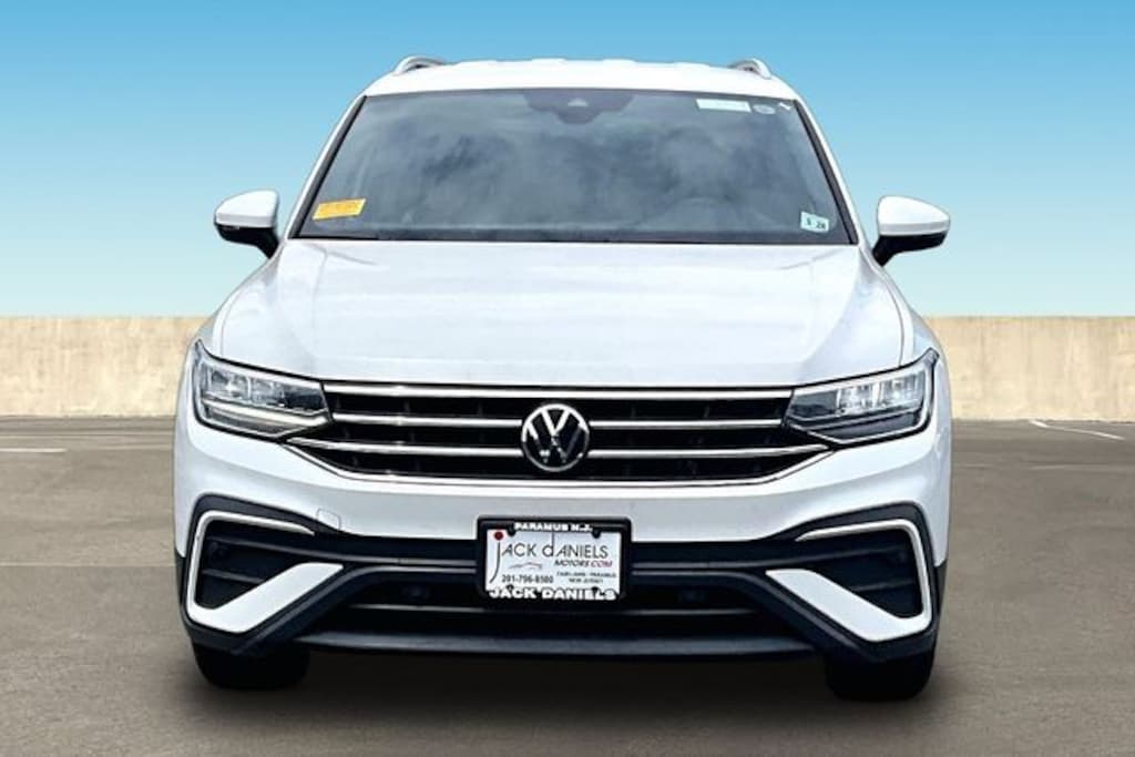 Certified 2023 Volkswagen Tiguan 2.0T SE SUV