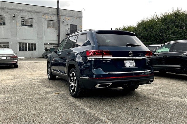 2023 Volkswagen Atlas V6 SEL photo 2