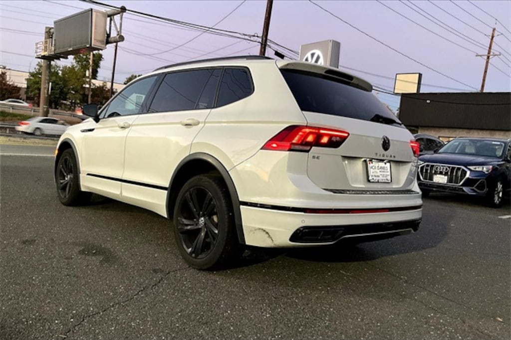 Used 2023 Volkswagen Tiguan 2.0T SE R-Line Black SUV