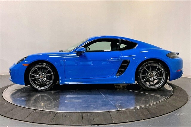2025 Porsche Cayman photo 2