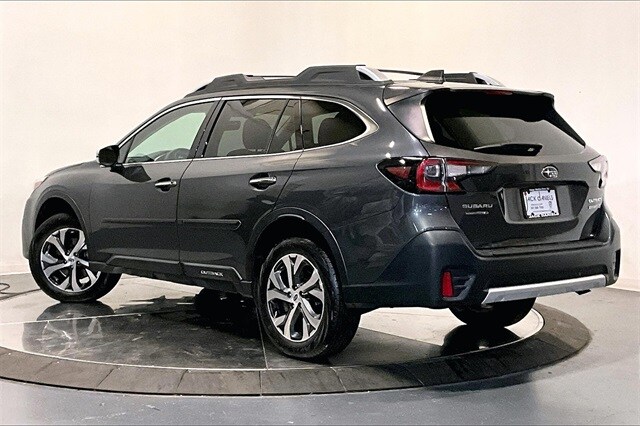 2021 Subaru Outback Touring photo 3