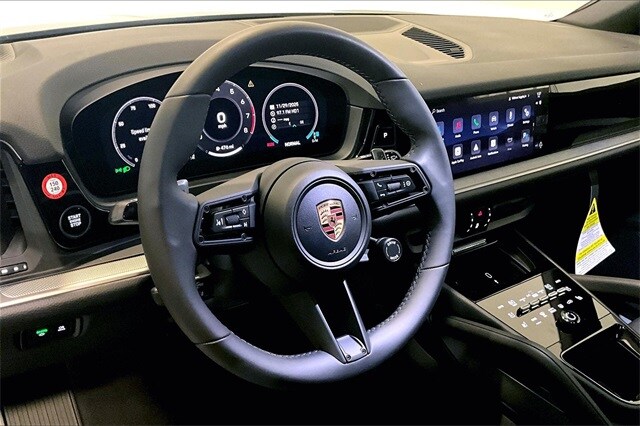 2026 Porsche Cayenne photo 4