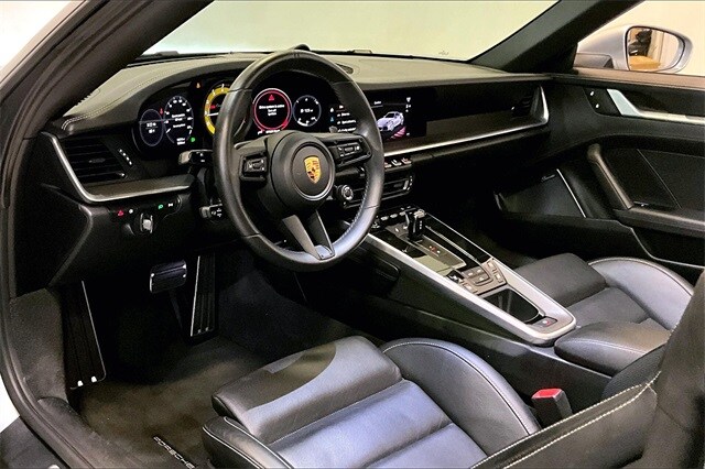 2022 Porsche 911 Turbo S photo 4