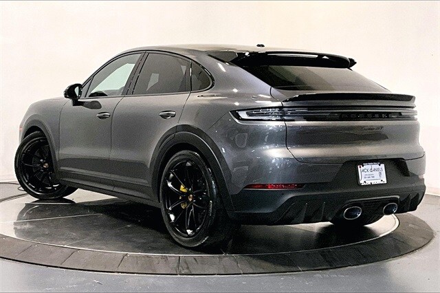 2026 Porsche Cayenne Coupe Turbo GT photo 2