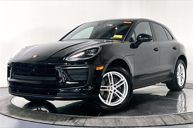 2024 Porsche Macan T