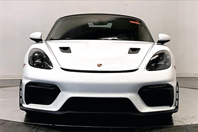 2025 Porsche Boxster Spyder photo 3