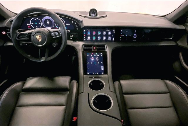 2025 Porsche Taycan S - Photo 8