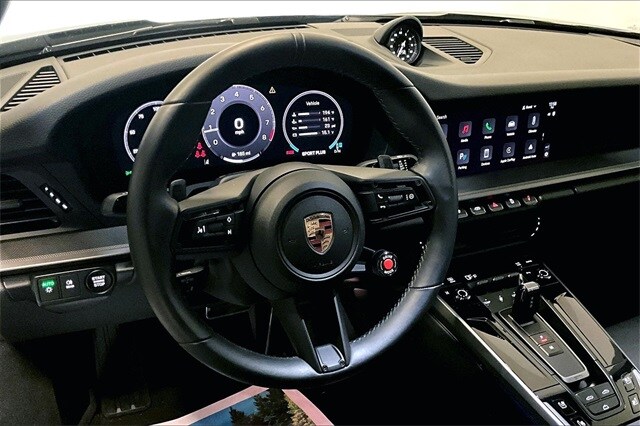 2025 Porsche 911 photo 4