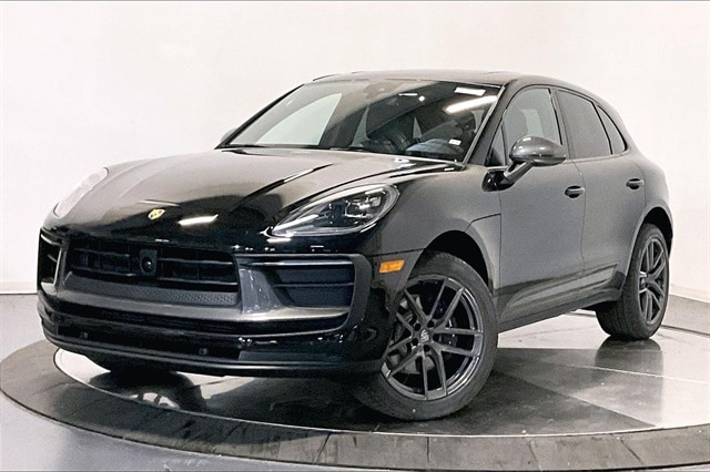 2026 Porsche Macan T