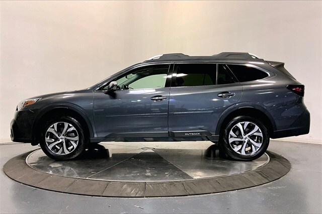 2021 Subaru Outback Touring photo 2