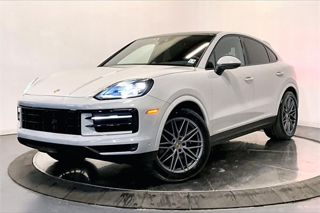 2025 Porsche Cayenne Coup Base's photo